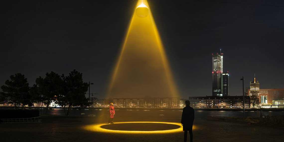 «Urban Sun», el diseño que desinfecta el espacio de COVID-19