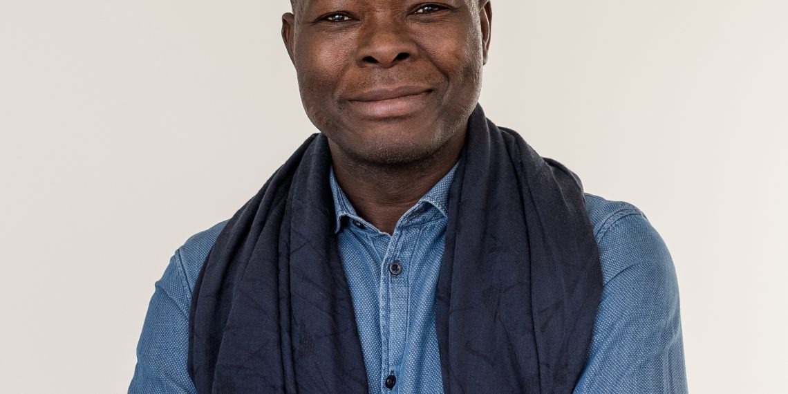 El arquitecto burkinés Francis Kéré recibe el premio Pritzker 2022
