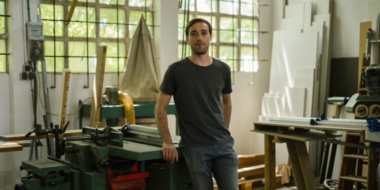 BAM Furniture Design lanza su taller de mobiliario a medida en Valencia: interiorismo, arquitectura y hospitality